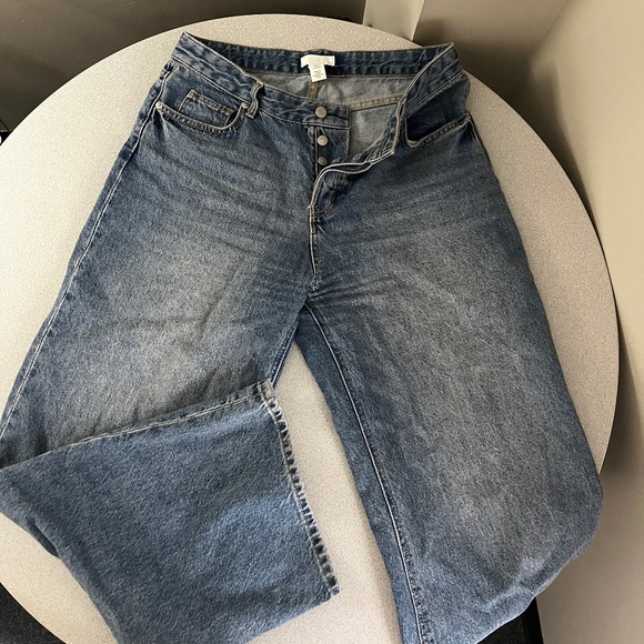 Blue Denim jeans - Picture 1 of 4